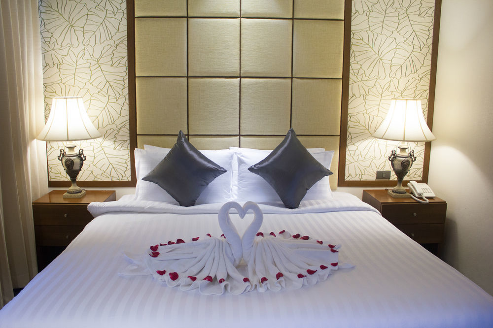 Hatyai Holiday Hotel Хатъяй Экстерьер фото