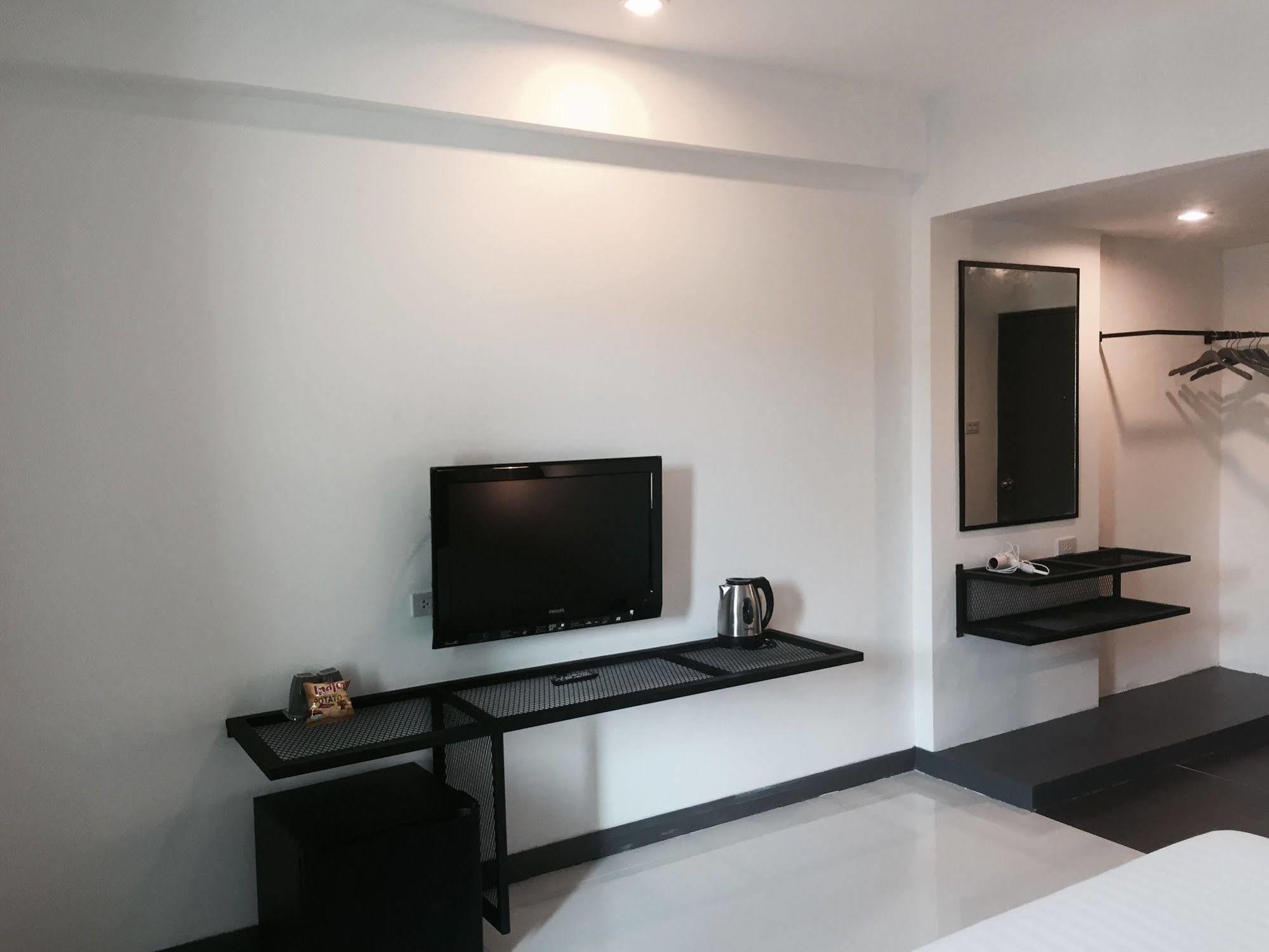 Hatyai Holiday Hotel Хатъяй Экстерьер фото