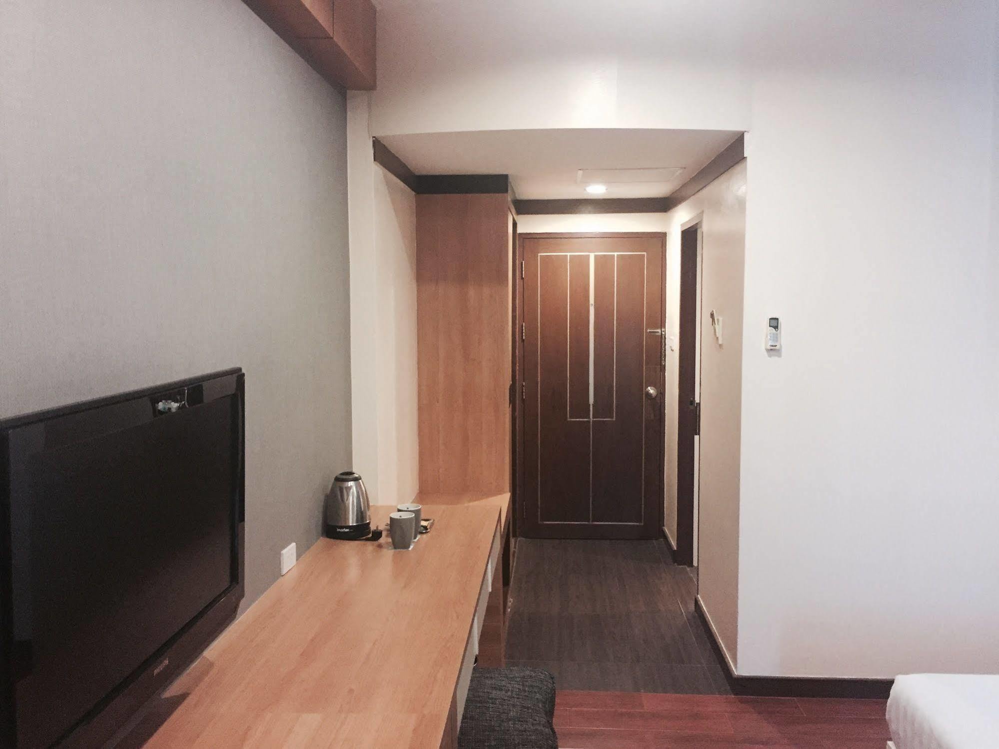 Hatyai Holiday Hotel Хатъяй Экстерьер фото