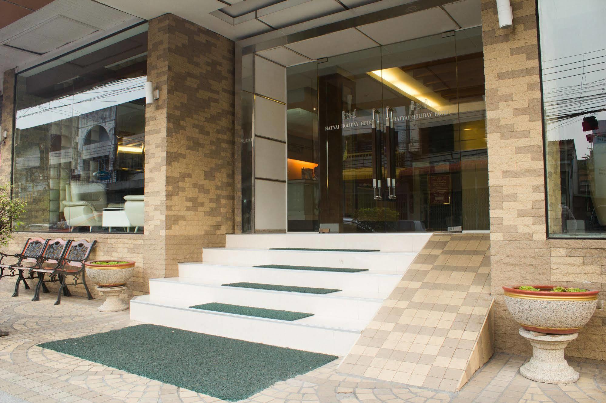 Hatyai Holiday Hotel Хатъяй Экстерьер фото